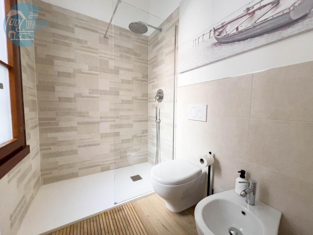 Апартаменты Piazza Della Borsa 3C Tirabora Short Rent Триест Экстерьер фото