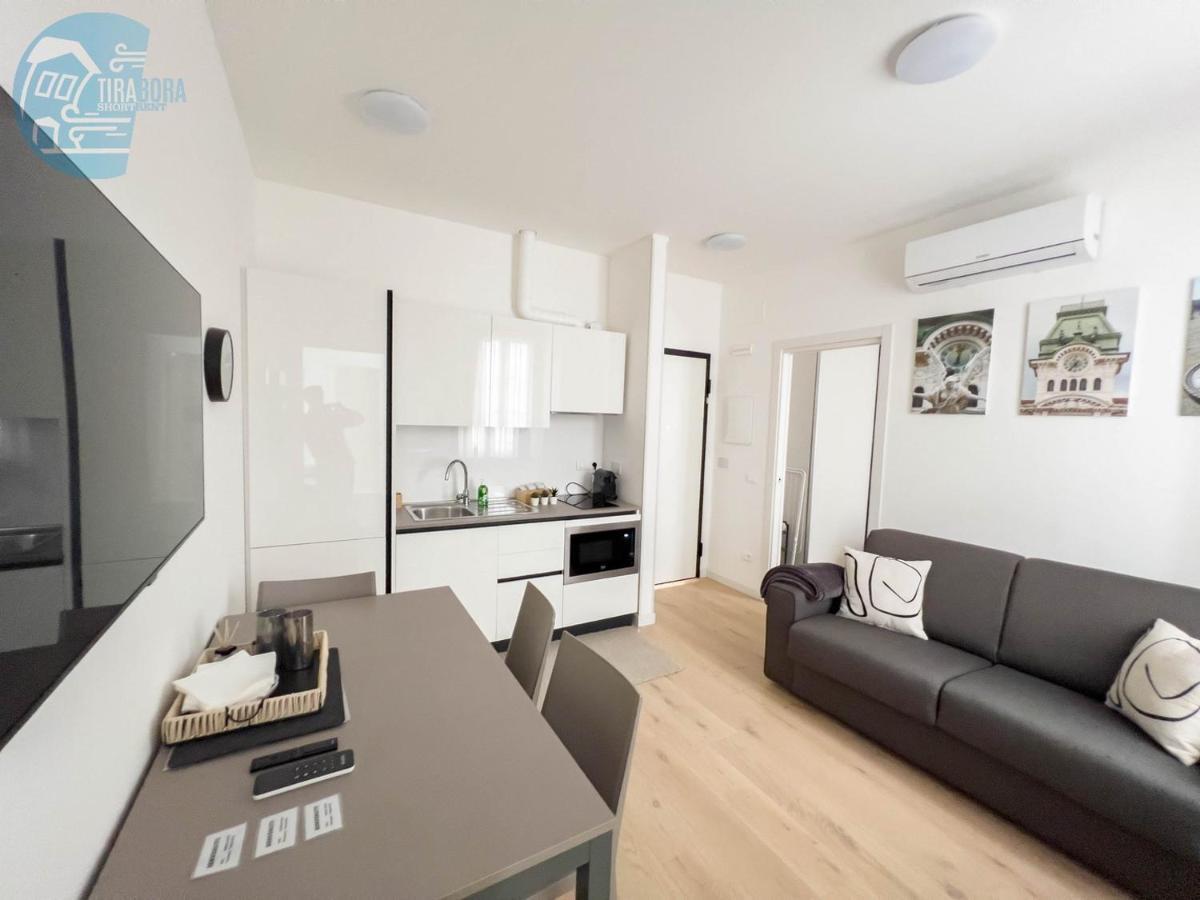 Апартаменты Piazza Della Borsa 3C Tirabora Short Rent Триест Экстерьер фото