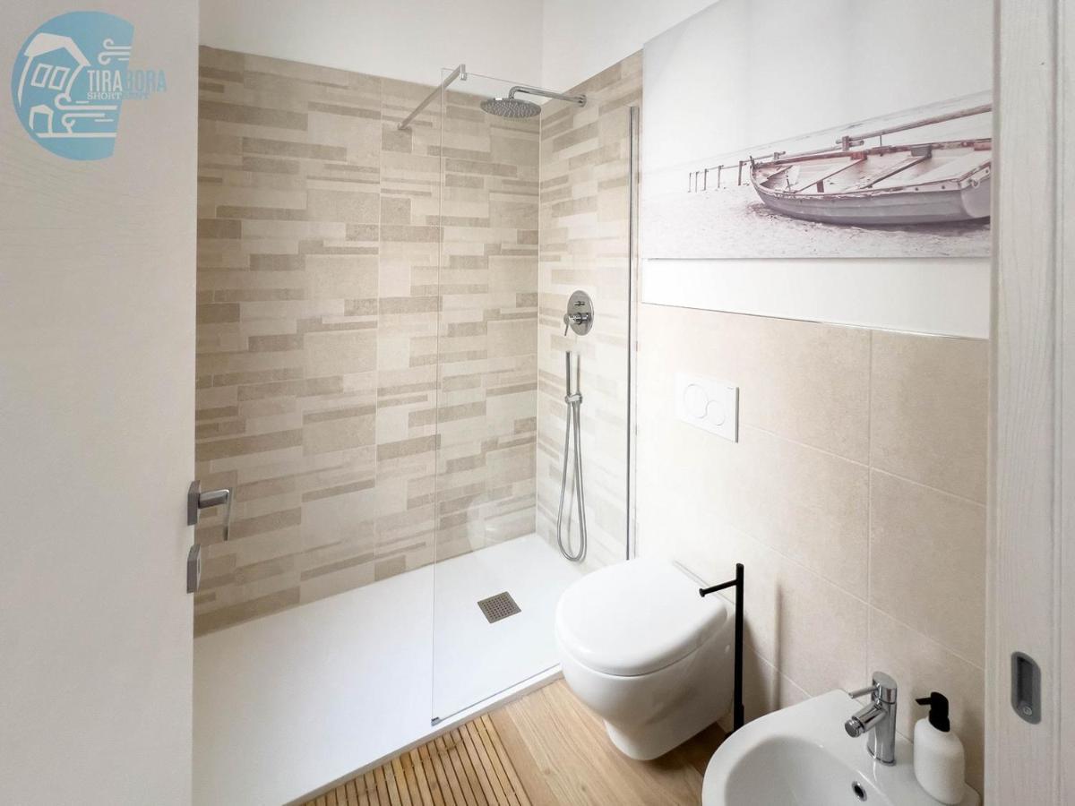 Апартаменты Piazza Della Borsa 3C Tirabora Short Rent Триест Экстерьер фото